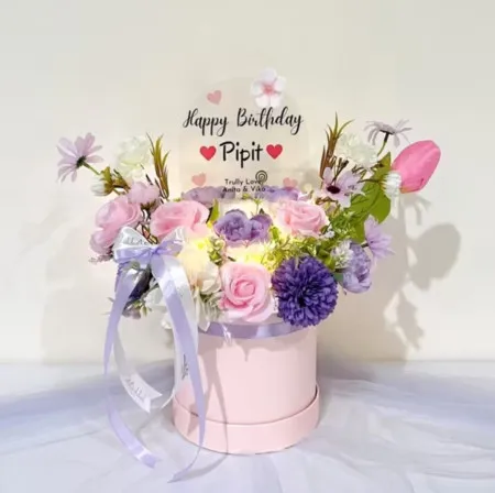 Bloom Box Akrilik Ucapan Ulang Tahun Donggala
